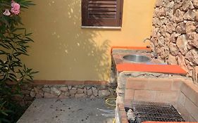 Villa Maveda, Un Dammuso Immerso Nel Verde
