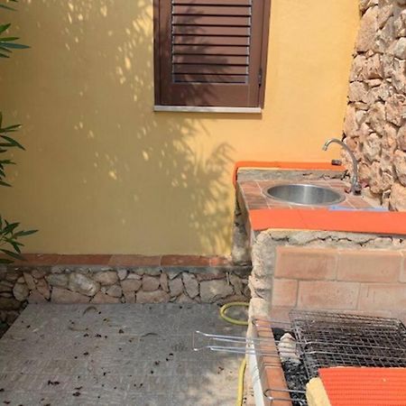Villa Maveda, Un Dammuso Immerso Nel Verde Lampedusa Buitenkant foto