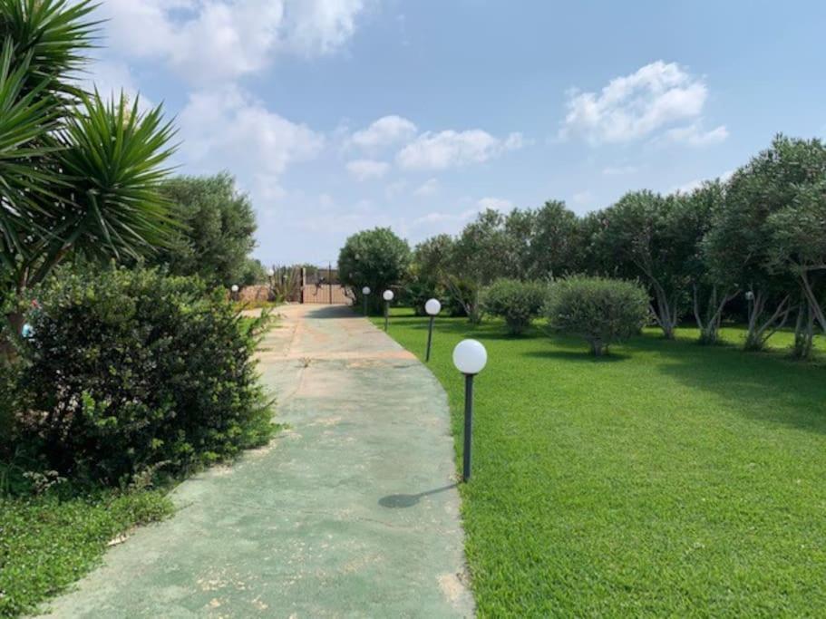 Villa Maveda, Un Dammuso Immerso Nel Verde Lampedusa Buitenkant foto