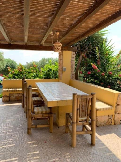Villa Maveda, Un Dammuso Immerso Nel Verde Lampedusa Buitenkant foto